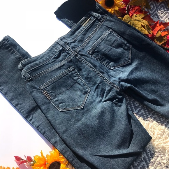 Paige Skyline Skinny Jeans 👖 - Picture 2 of 7